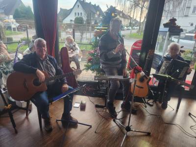 17.12.2025
Weihnachts-feier