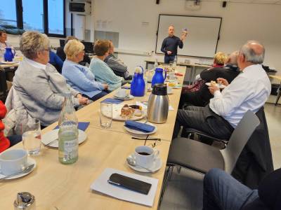 28.01.2025 Sicher im Alter
KHK Peuker bei seinem ausgezeichneten Vortrag