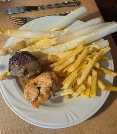 28.05.2025
Spargelessen